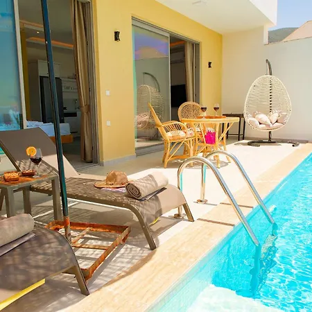 Chill - Hill Vista Villa *